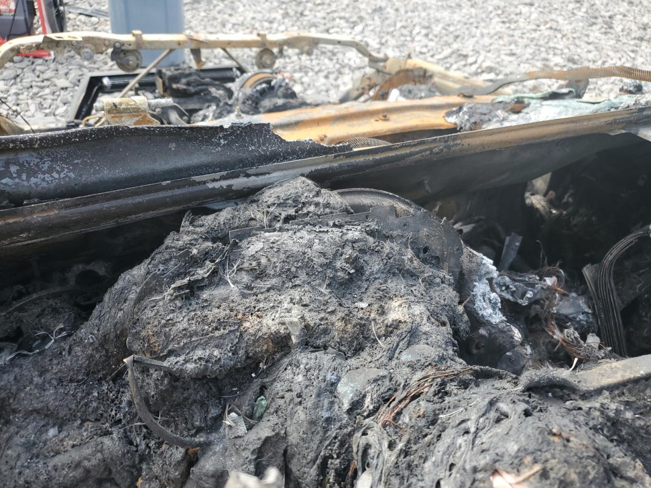 2019 Jeep Wrangler VIN 1C4HJXDG3KW641417 Copart auction photo, burn damage thumbnail 9