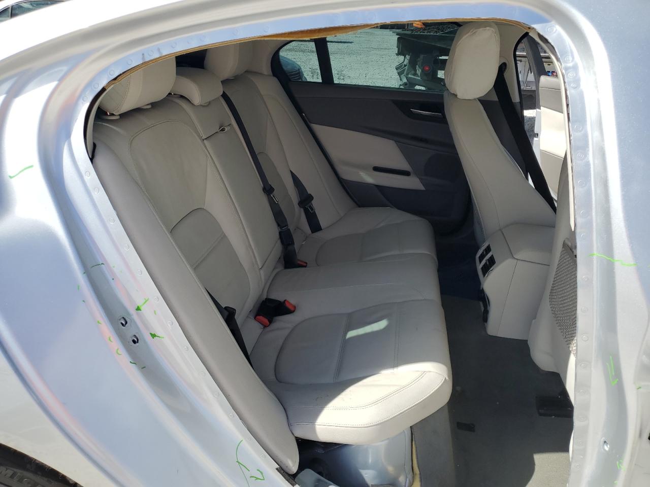 2018 Jaguar XE VIN SAJAE4FX1JCP23939 Copart auction photo, front end / stripped damage thumbnail 10