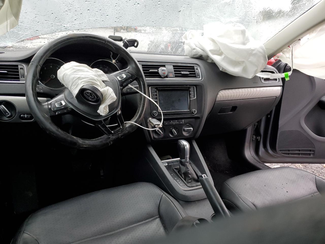 2016 Volkswagen Jetta VIN 3VWD67AJ4GM386300 Copart auction photo, front end damage thumbnail 8