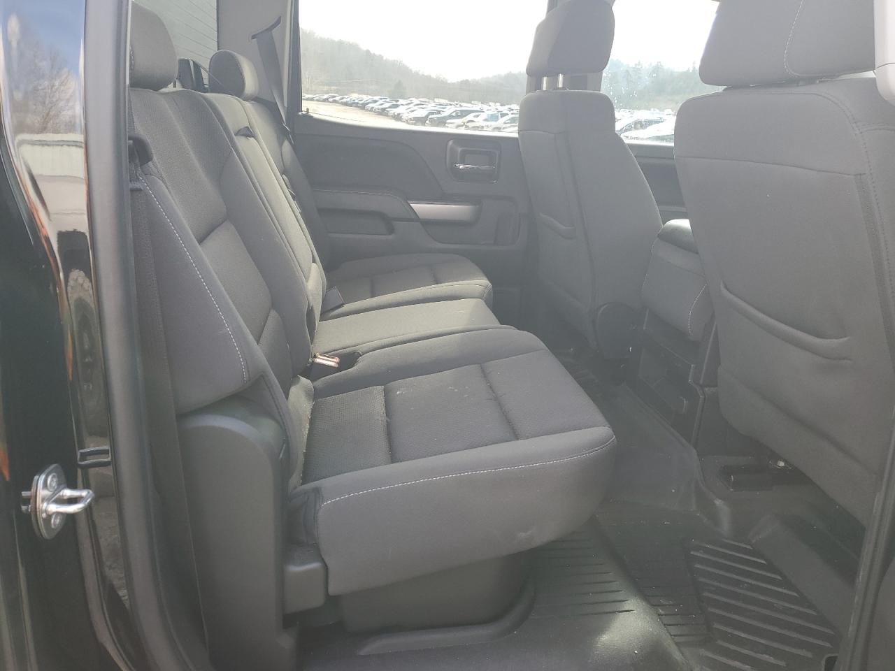 2018 Chevrolet Silverado VIN 3GCUKREC6JG621257 Copart auction photo, front end / side damage thumbnail 10