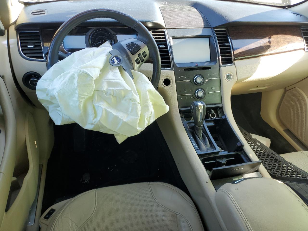 2014 Ford Taurus VIN 1FAHP2F88EG128658 Copart auction photo, front end damage thumbnail 8