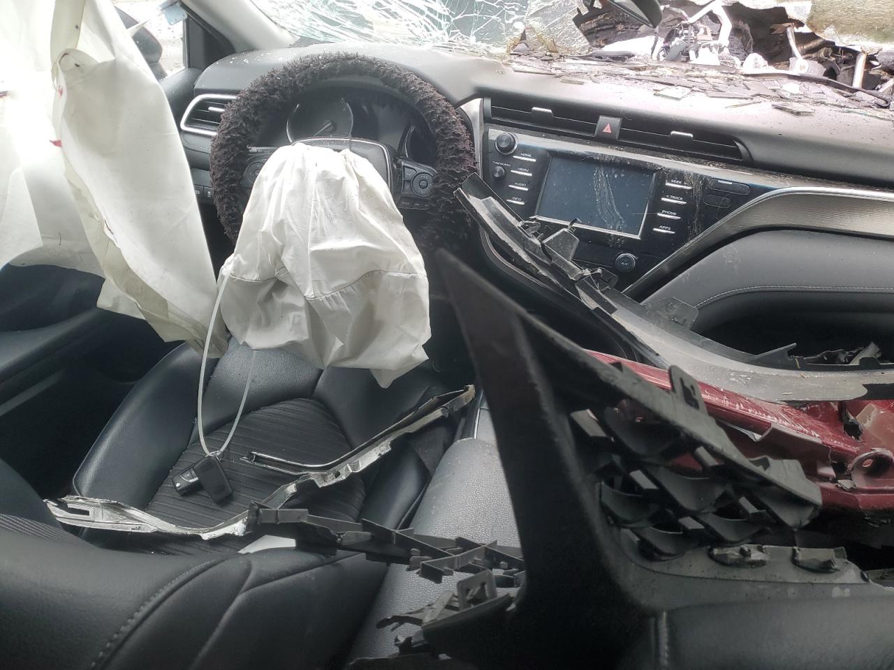 2018 Toyota Camry VIN 4T1B11HK7JU660284 Copart auction photo, burn - engine / front end damage thumbnail 8