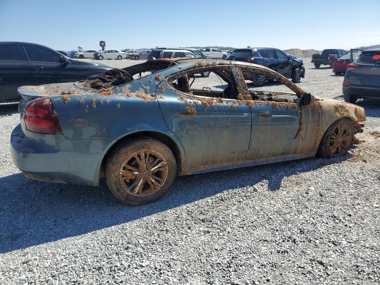 2006 Pontiac Grand Prix VIN 2G2WP552861111054 Copart auction photo, burn damage thumbnail 3