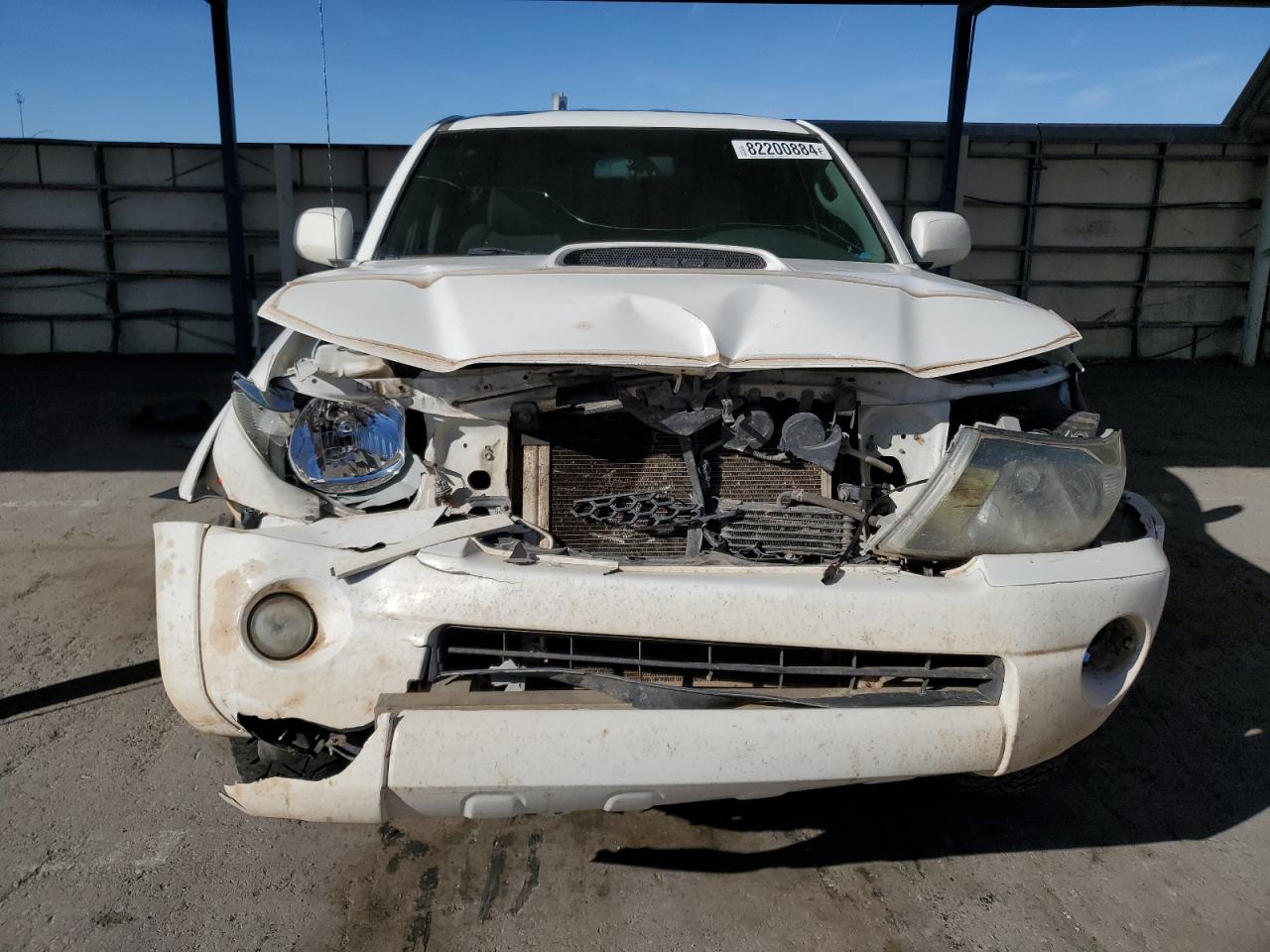 2011 Toyota Tacoma VIN 3TMLU4EN2BM063775 Copart auction photo, front end / rear end damage thumbnail 5