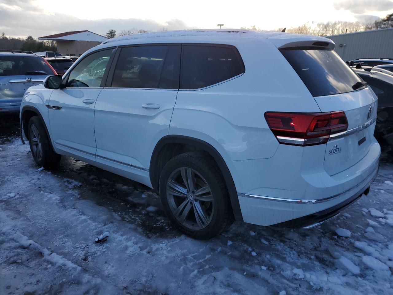 2019 Volkswagen Atlas VIN 1V2XR2CA0KC601249 Copart auction photo, front end / side damage thumbnail 2