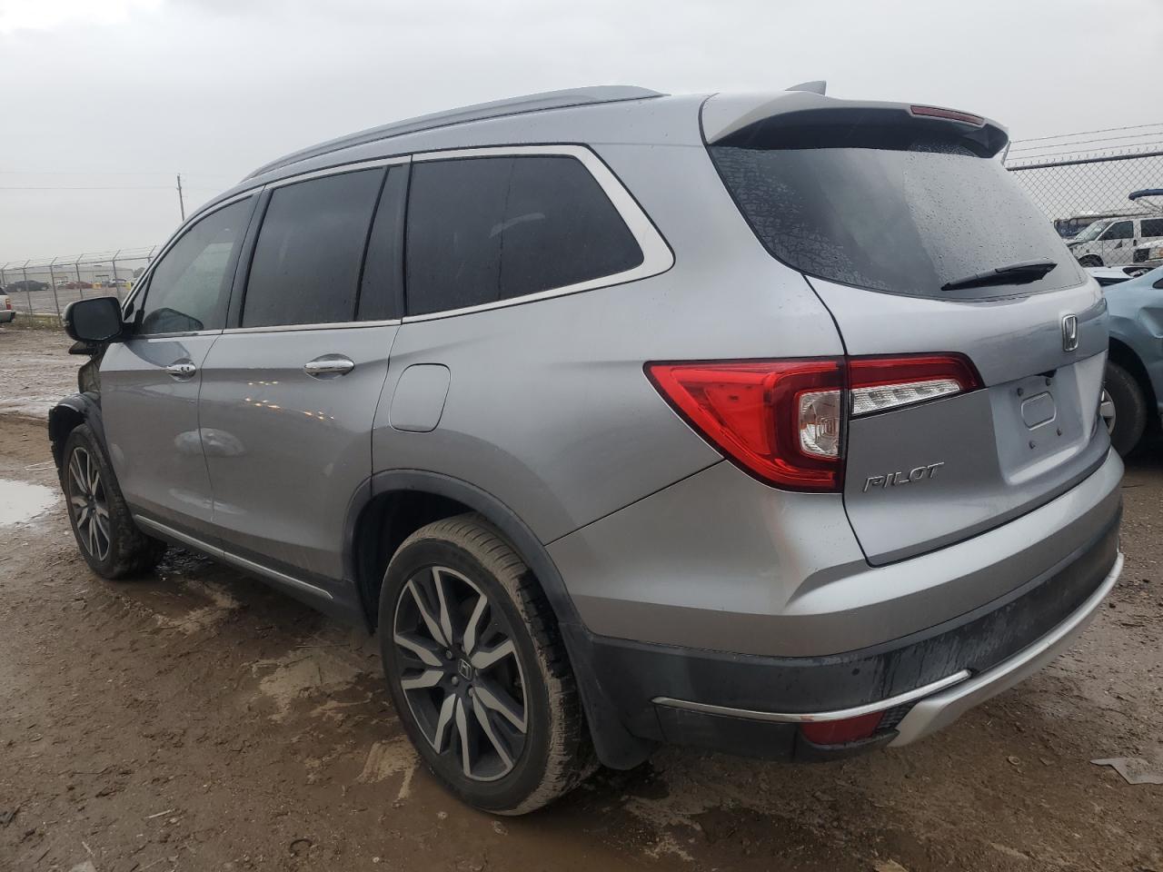 2020 Honda Pilot VIN 5FNYF6H94LB004680 Copart auction photo, front end / minor dent/scratches damage thumbnail 2