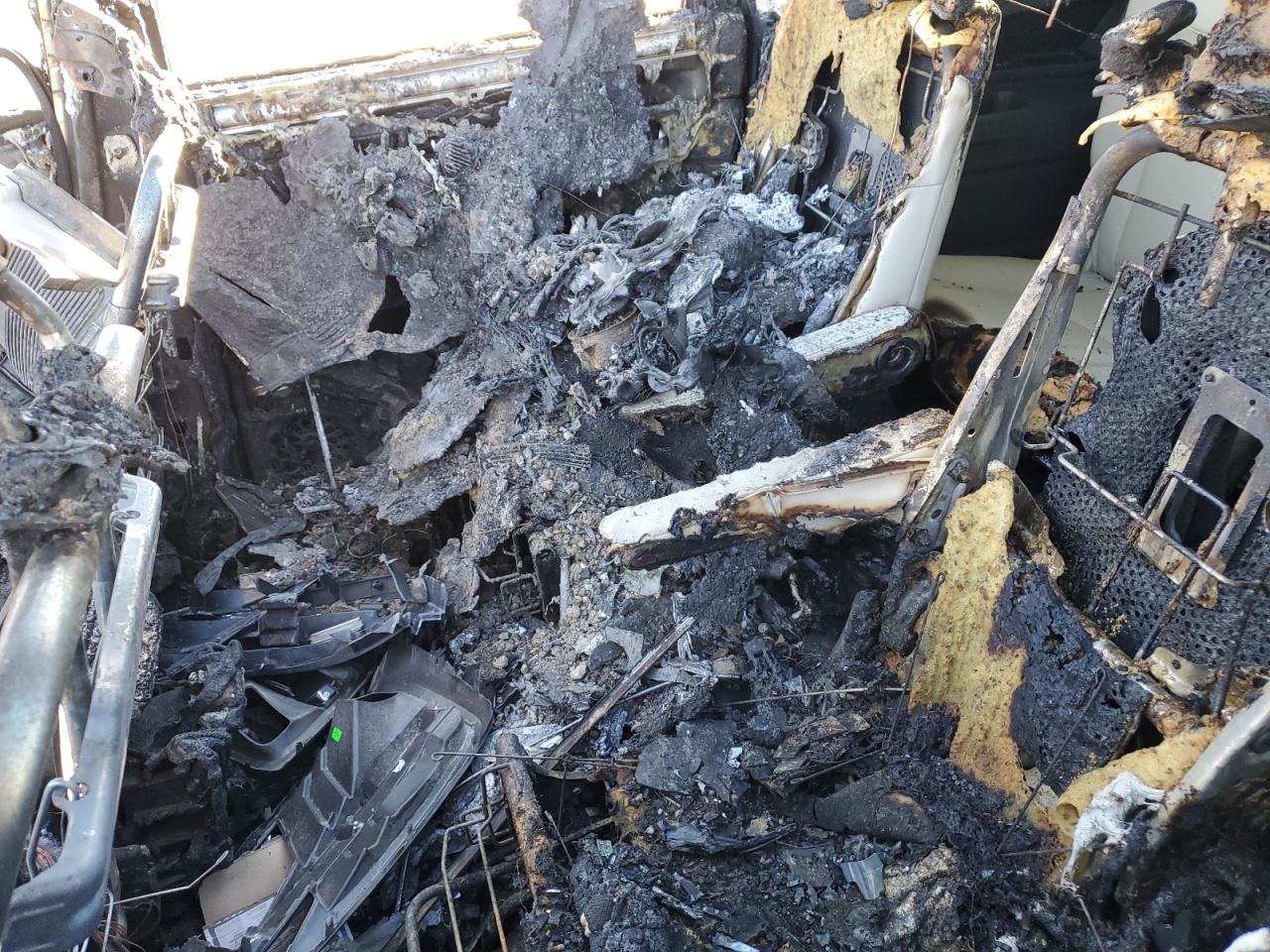 2020 Subaru Ascent VIN 4S4WMAPD5L3462632 Copart auction photo, burn - interior / burn - engine damage thumbnail 8