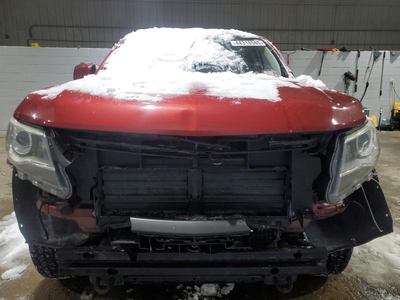 2016 Chevrolet Colorado VIN 1GCGTDE30G1341466 Copart auction photo, front end / side damage thumbnail 5