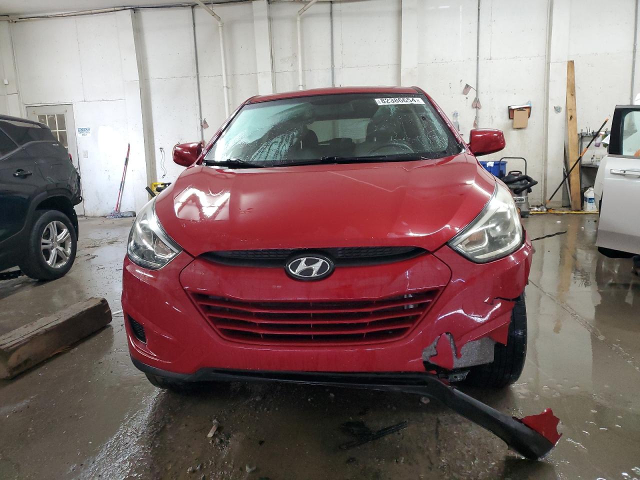 2014 Hyundai Tucson VIN KM8JT3AF4EU942029 Copart auction photo, front end / minor dent/scratches damage thumbnail 5