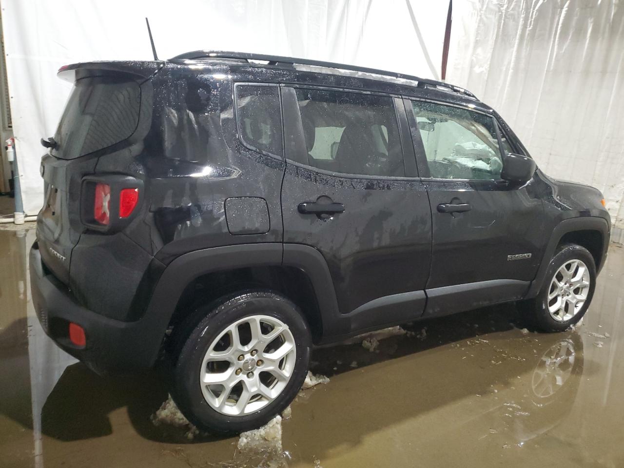 2018 Jeep Renegade VIN ZACCJBAB5JPJ41077 Copart auction photo, front end / side damage thumbnail 3