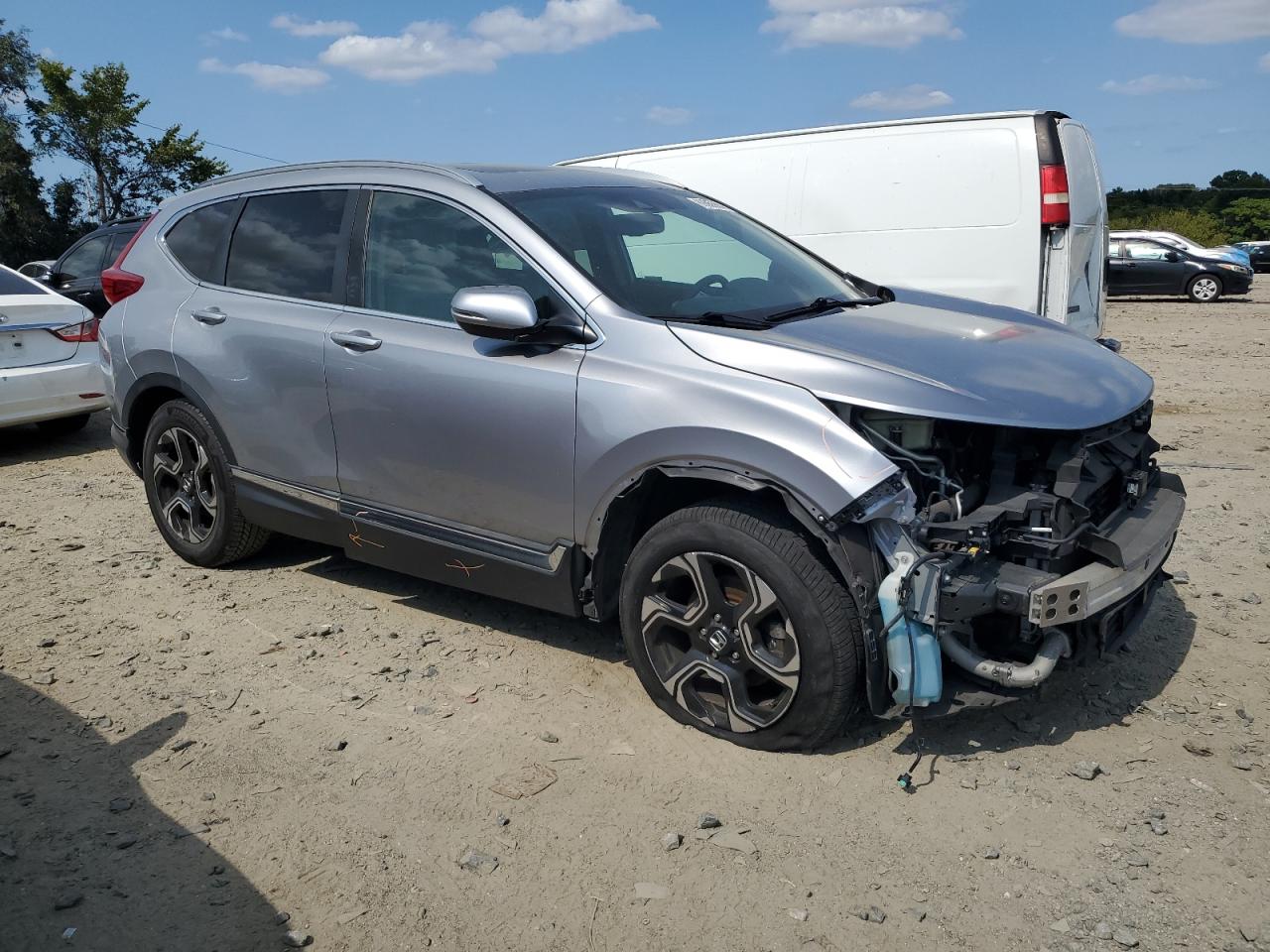 2018 Honda CR-V VIN 2HKRW2H94JH694300 Copart auction photo, front end / minor dent/scratches damage thumbnail 4