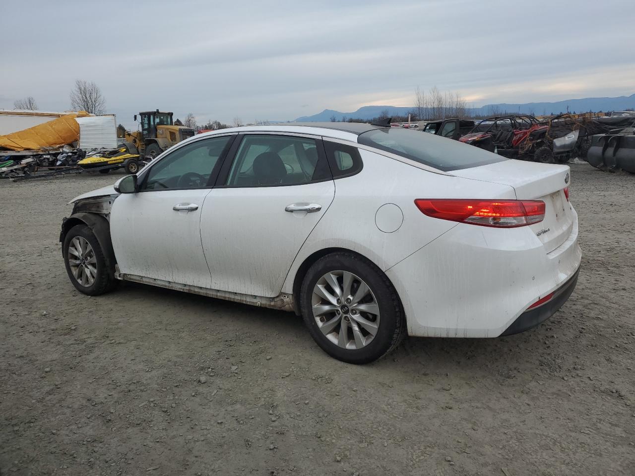 2016 KIA Optima VIN 5XXGU4L39GG078608 Copart auction photo, front end / side damage thumbnail 2