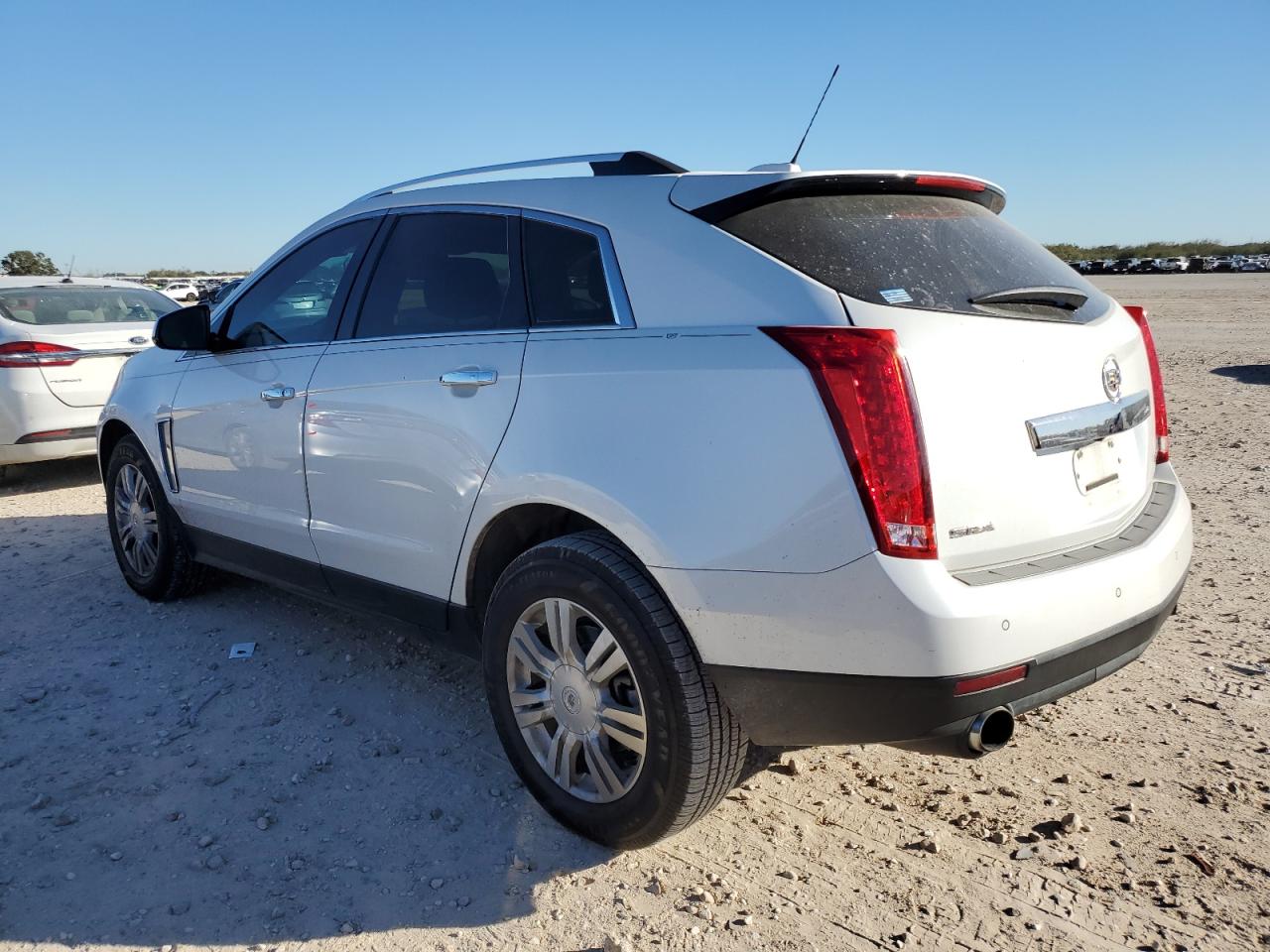 2016 Cadillac SRX VIN 3GYFNBE30GS550032 Copart auction photo, front end damage thumbnail 2