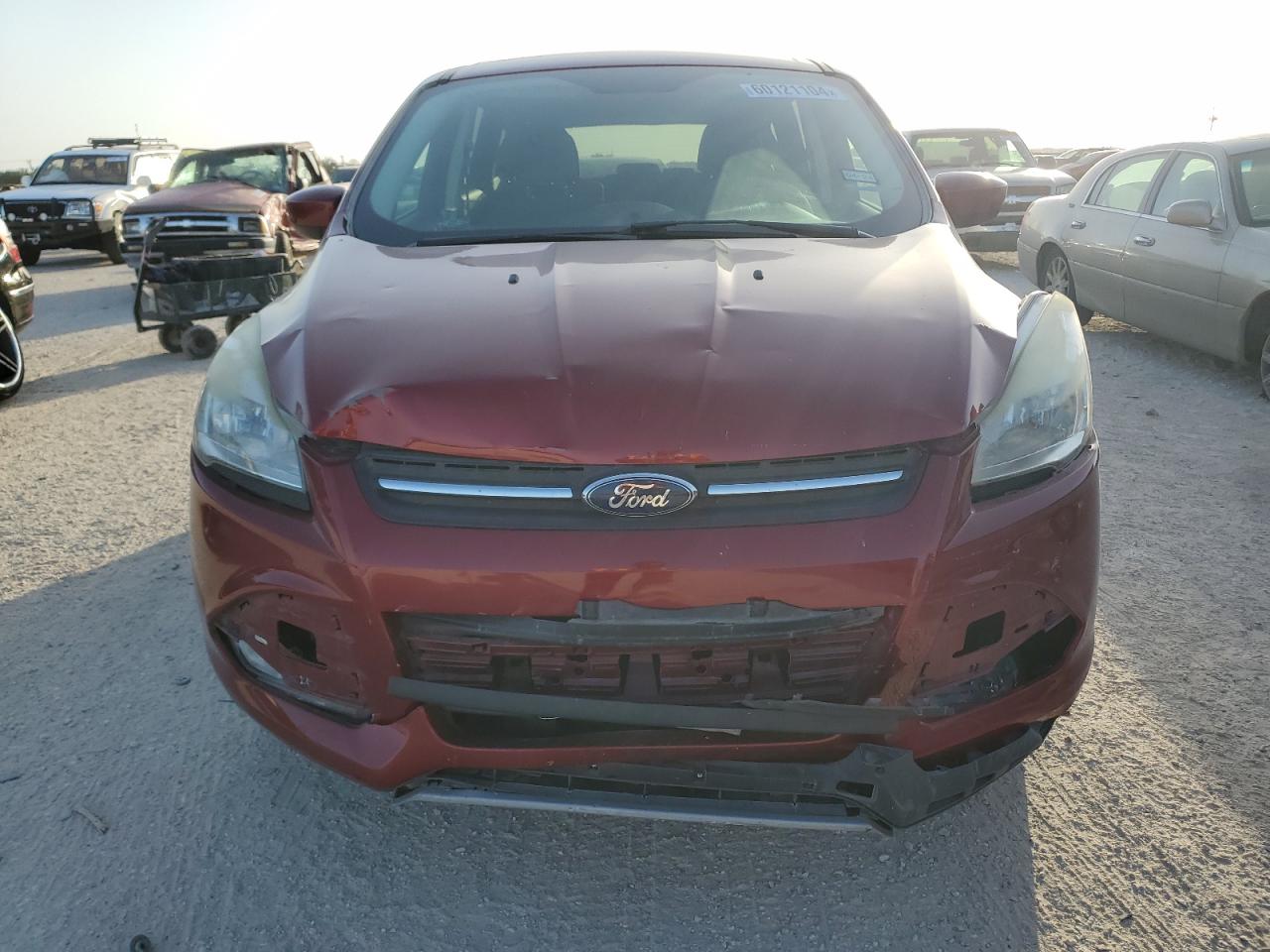 2016 Ford Escape VIN 1FMCU0G71GUB36706 Copart auction photo, rear end / front end damage thumbnail 5