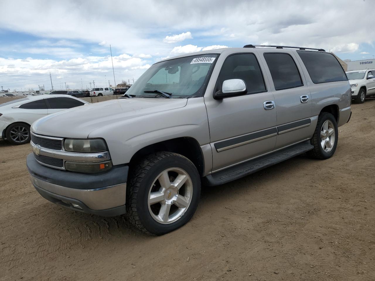 2004 Chevrolet Suburban VIN 1GNEC16T04J250401 - Copart auction photo