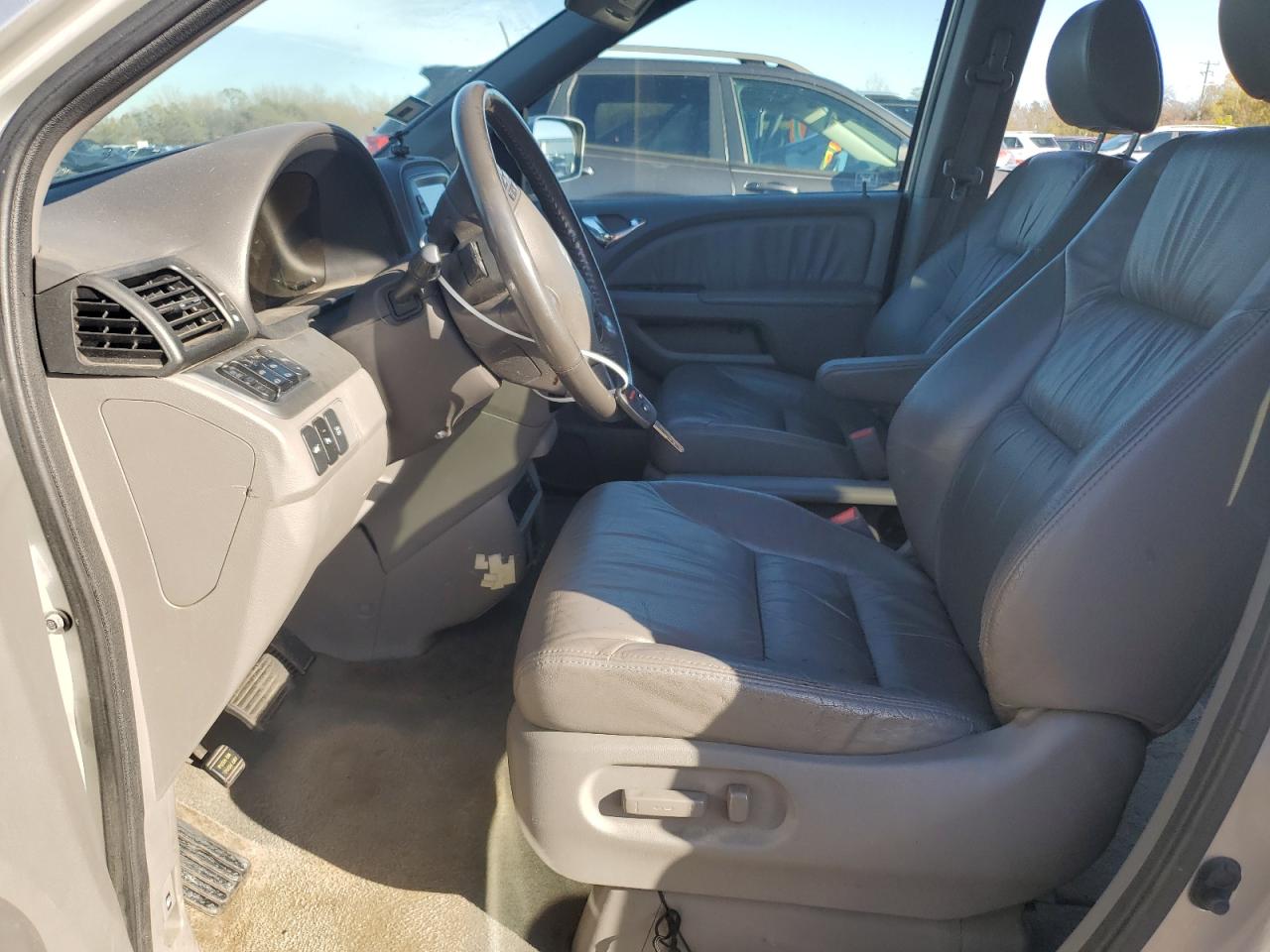 2009 Honda Odyssey VIN 5FNRL38929B055454 Copart auction photo, burn - engine damage thumbnail 7