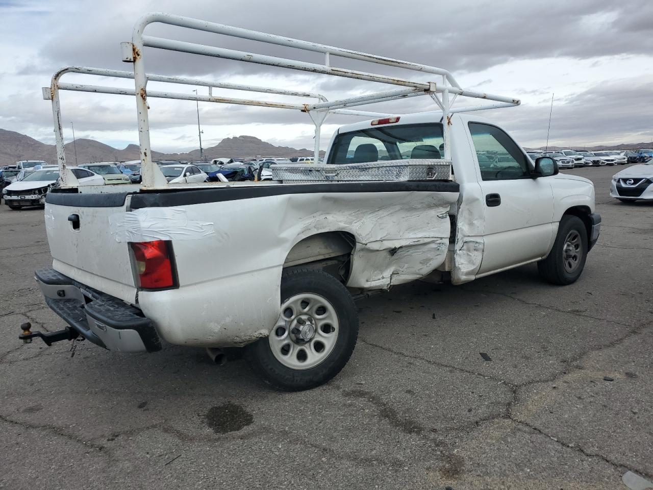 2006 Chevrolet Silverado VIN 1GCEC14Z36Z287205 Copart auction photo, side damage thumbnail 3