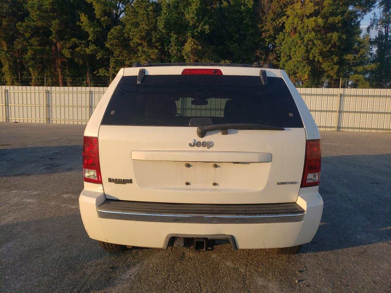 2005 Jeep Grand Cherokee VIN 1J4HS58N25C539391 Copart auction photo, front end / side damage thumbnail 6