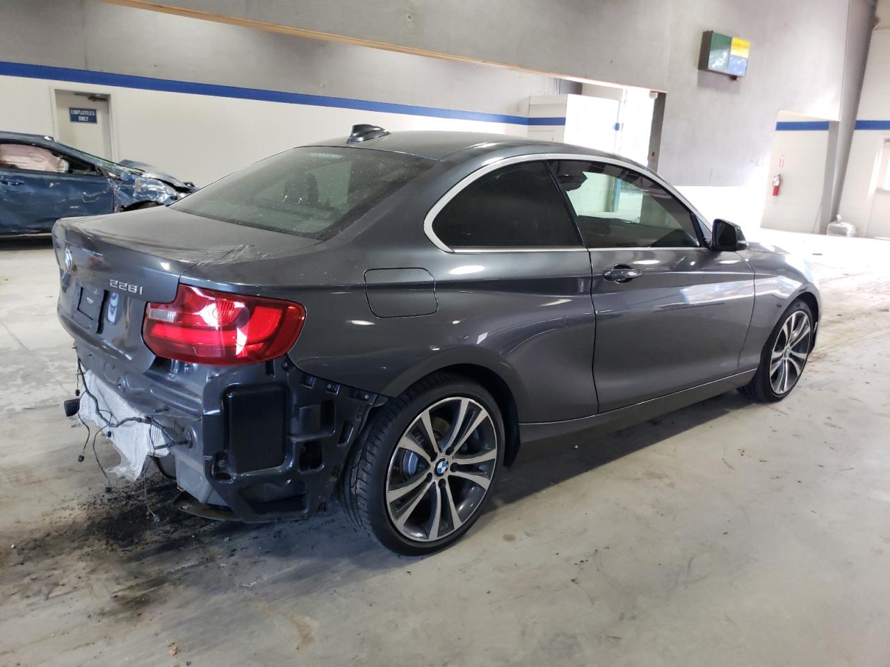 2016 BMW 2er VIN WBA1F9C56GV545225 Copart auction photo, rear end damage thumbnail 3