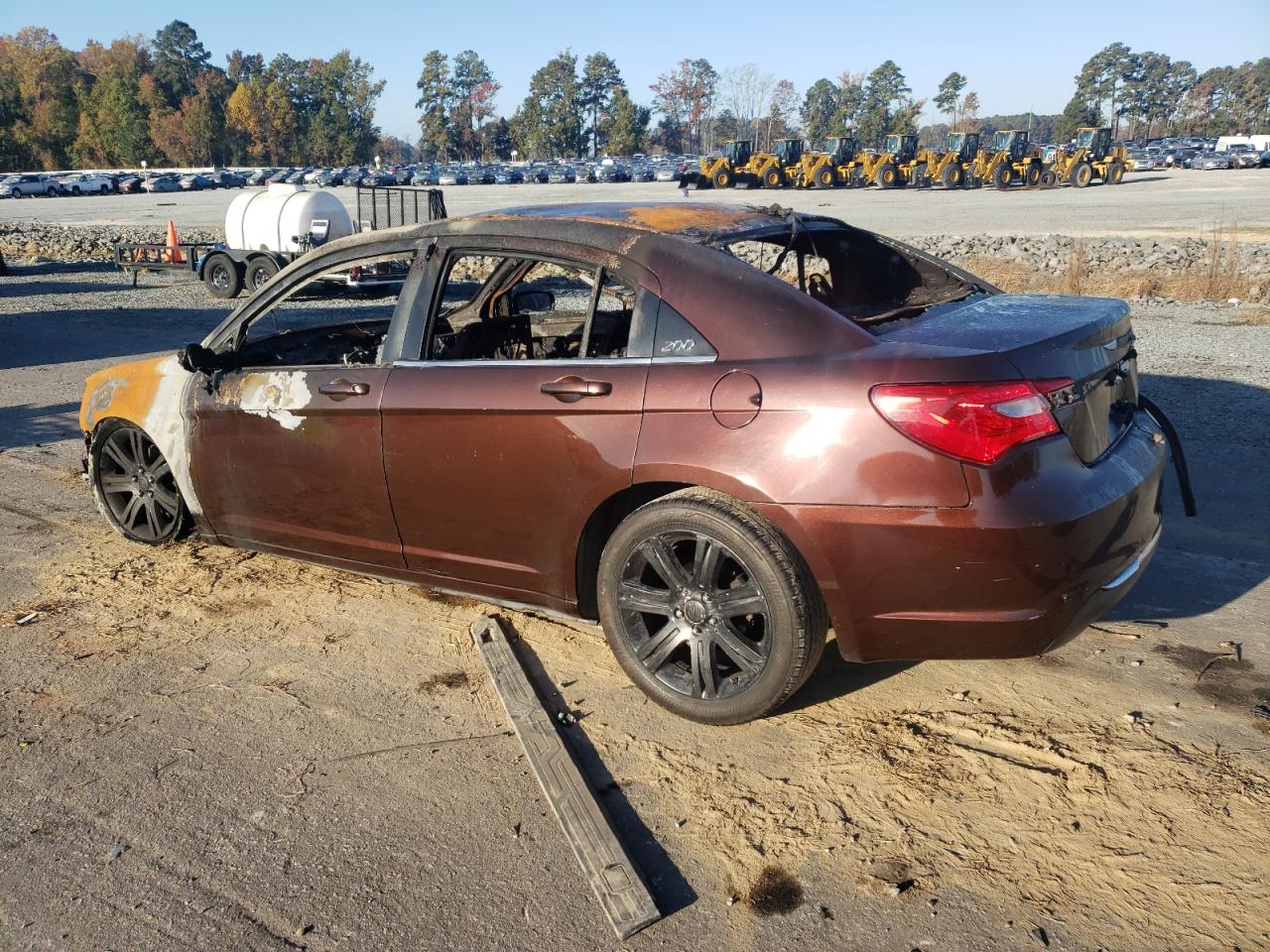 2013 Chrysler 200 VIN 1C3CCBAB6DN671668 Copart auction photo, burn - engine / burn - interior damage thumbnail 2