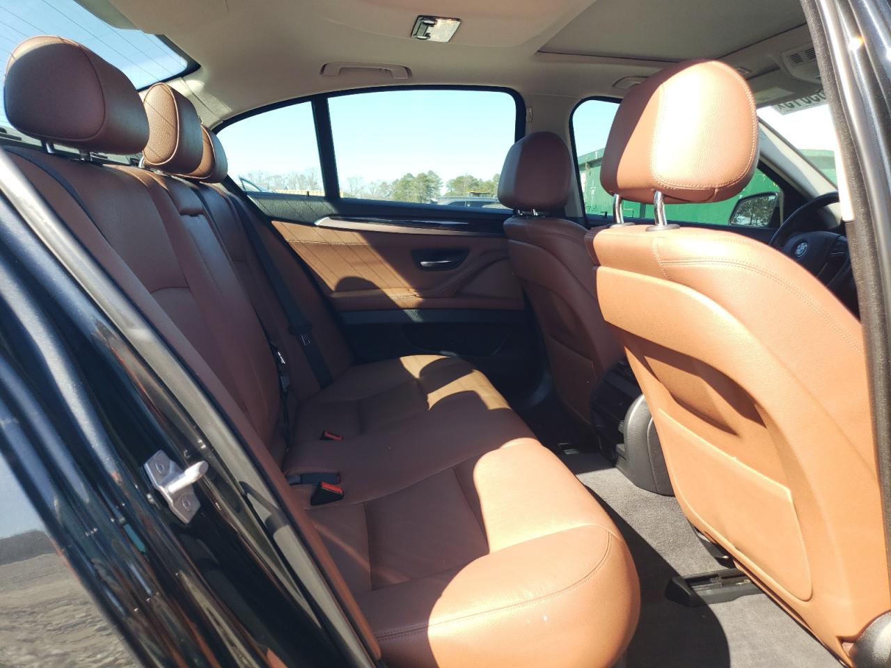 2016 BMW 5er VIN WBA5A5C57GG347122 Copart auction photo, front end / minor dent/scratches damage thumbnail 10