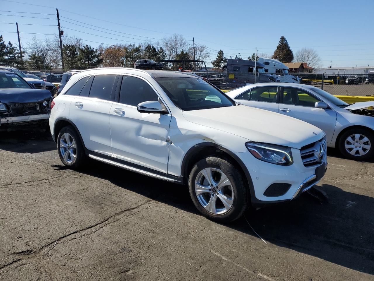 2018 Mercedes-Benz GLC VIN WDC0G4KB4JV071489 Copart auction photo, front end damage thumbnail 4