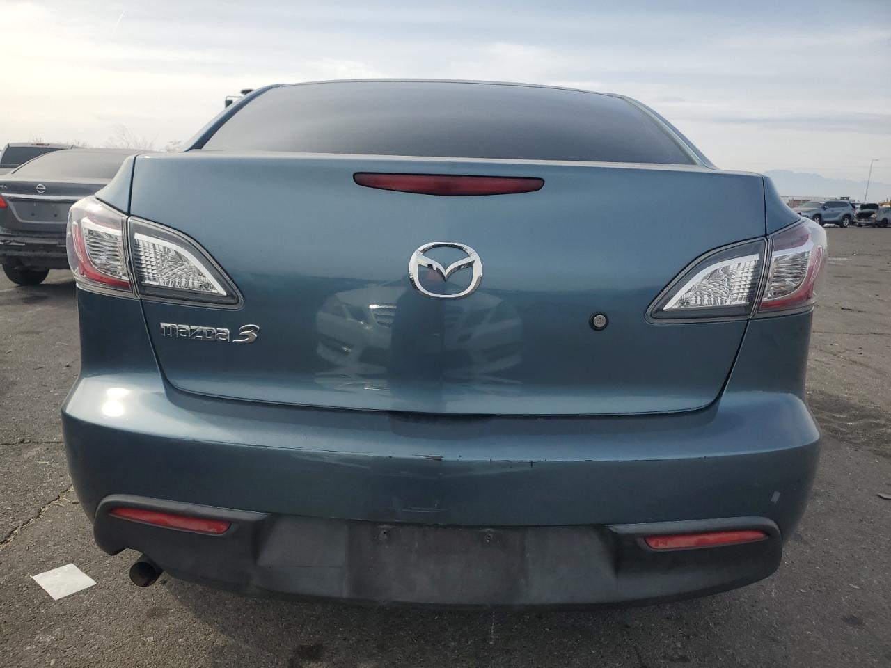 2010 Mazda 3 VIN JM1BL1SF2A1241285 Copart auction photo, front end damage thumbnail 6