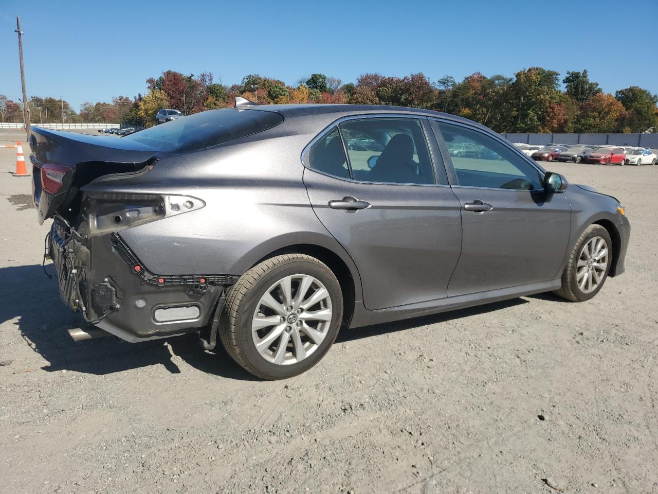2019 Toyota Camry VIN 4T1B11HK5KU749904 Copart auction photo, rear end damage thumbnail 3