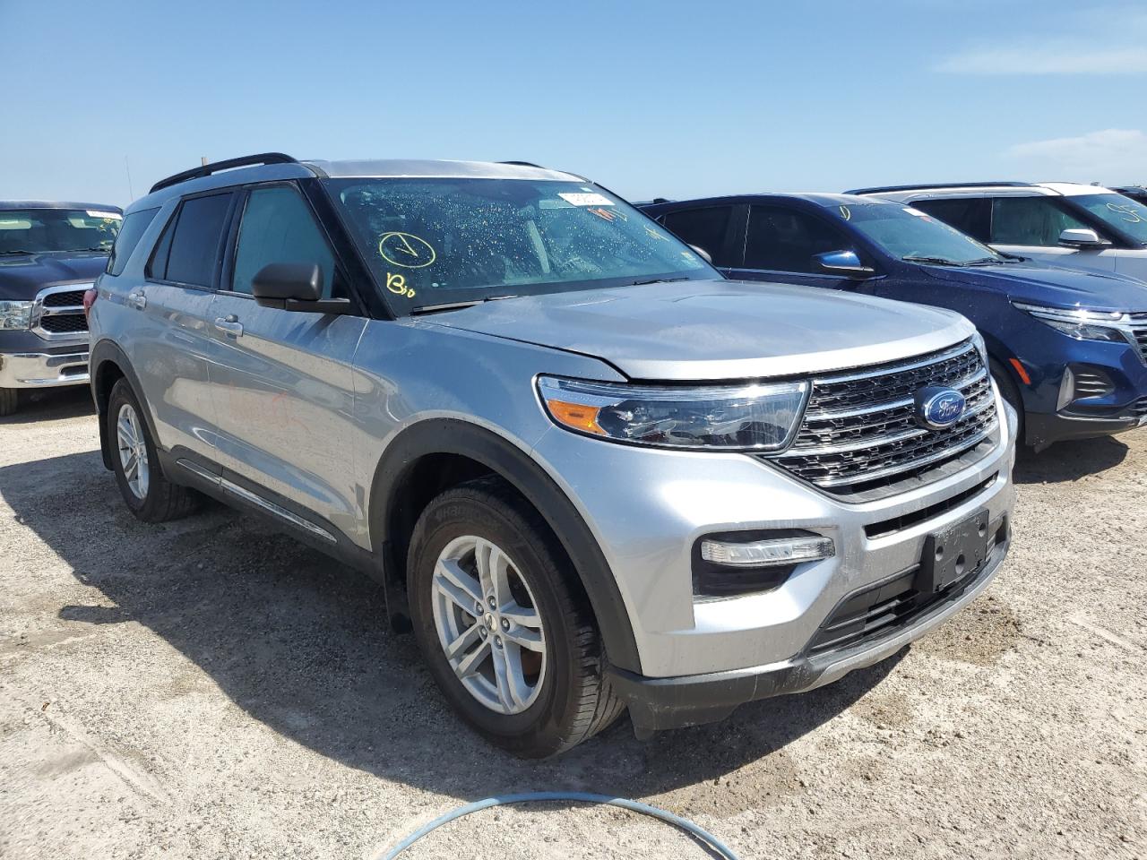 2021 Ford Explorer VIN 1FMSK8DH2MGB41775 Copart auction photo, water/flood damage thumbnail 4