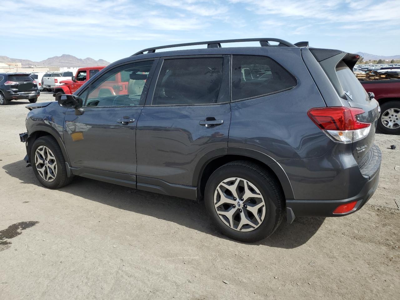 2024 Subaru Forester VIN JF2SKADC7RH476422 Copart auction photo, front end damage thumbnail 2