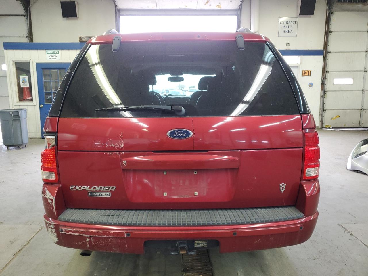 2004 Ford Explorer VIN 1FMZU75W24UC07629 Copart auction photo, side / rear end damage thumbnail 6