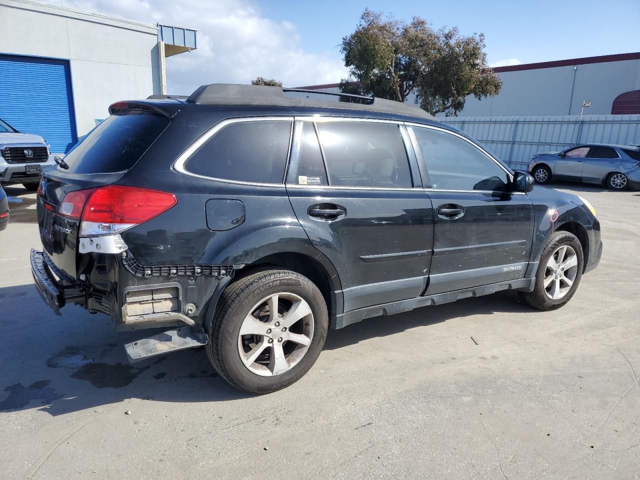 2013 Subaru Outback VIN 4S4BRCGC9D3226148 Copart auction photo, rear end damage thumbnail 3
