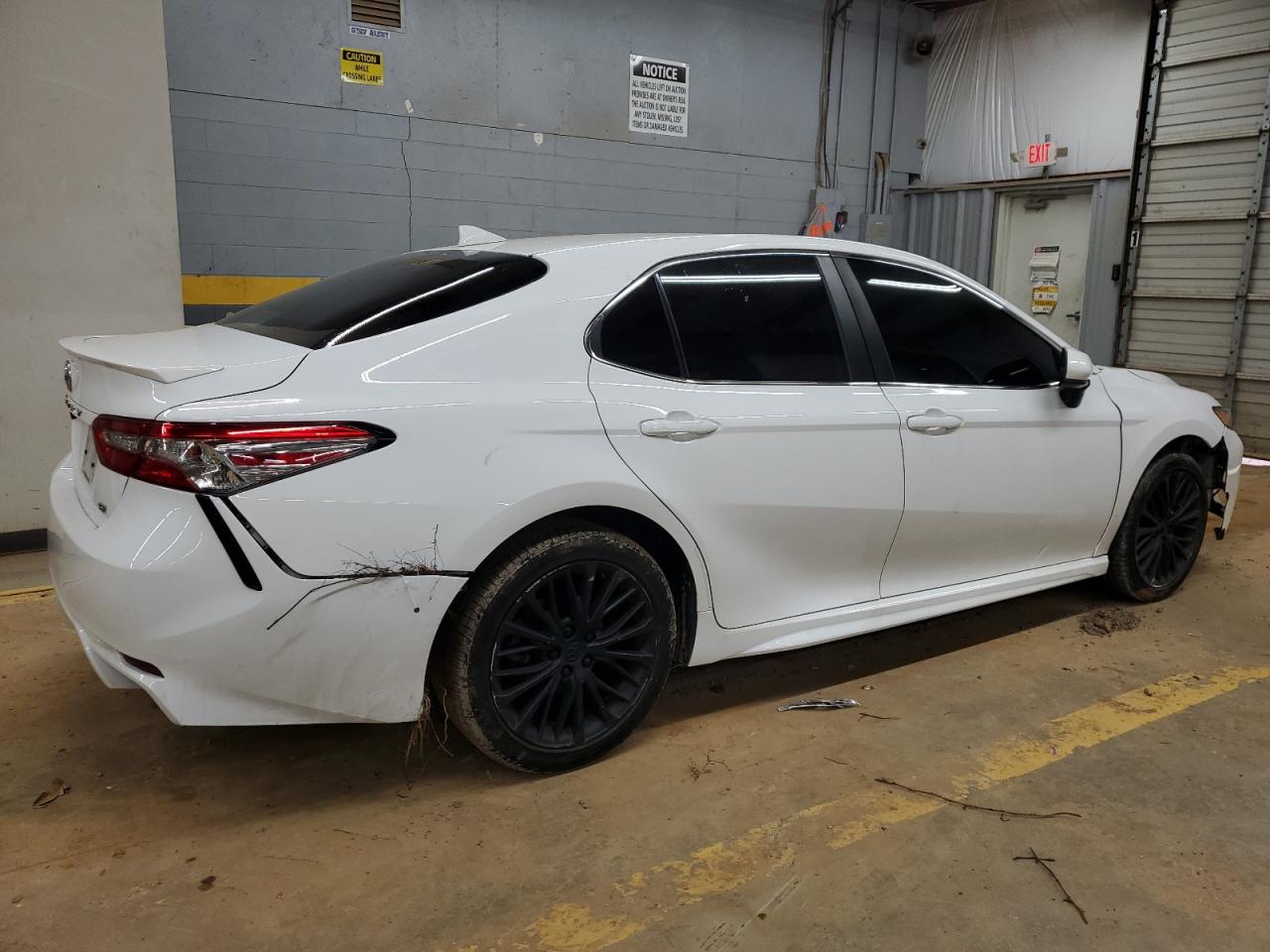 2019 Toyota Camry VIN 4T1B11HK4KU164070 Copart auction photo, all over / undercarriage damage thumbnail 3