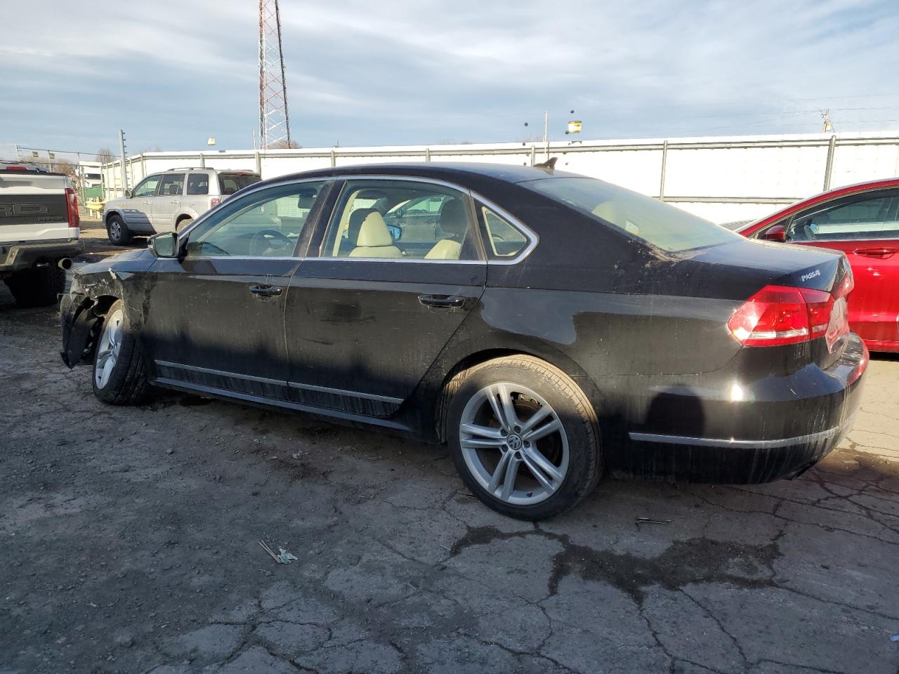 2015 Volkswagen Passat VIN 1VWBT7A3XFC006684 Copart auction photo, front end damage thumbnail 2