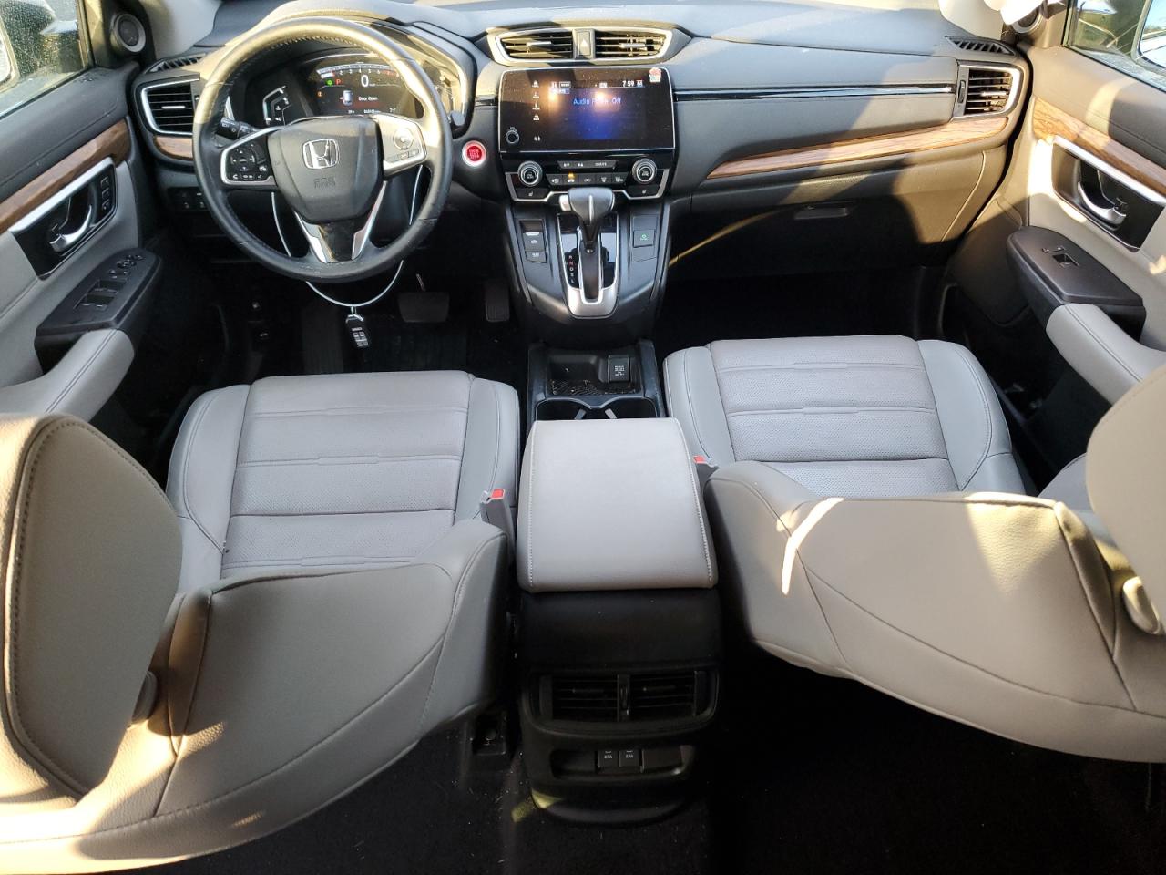 2018 Honda CR-V VIN 2HKRW2H82JH669032 Copart auction photo, rear end damage thumbnail 8