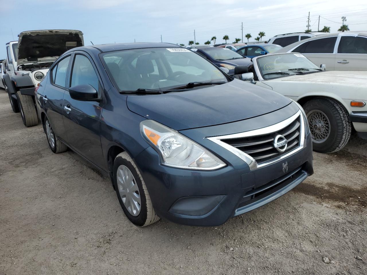 2015 Nissan Versa VIN 3N1CN7AP4FL918609 Copart auction photo, water/flood damage thumbnail 4