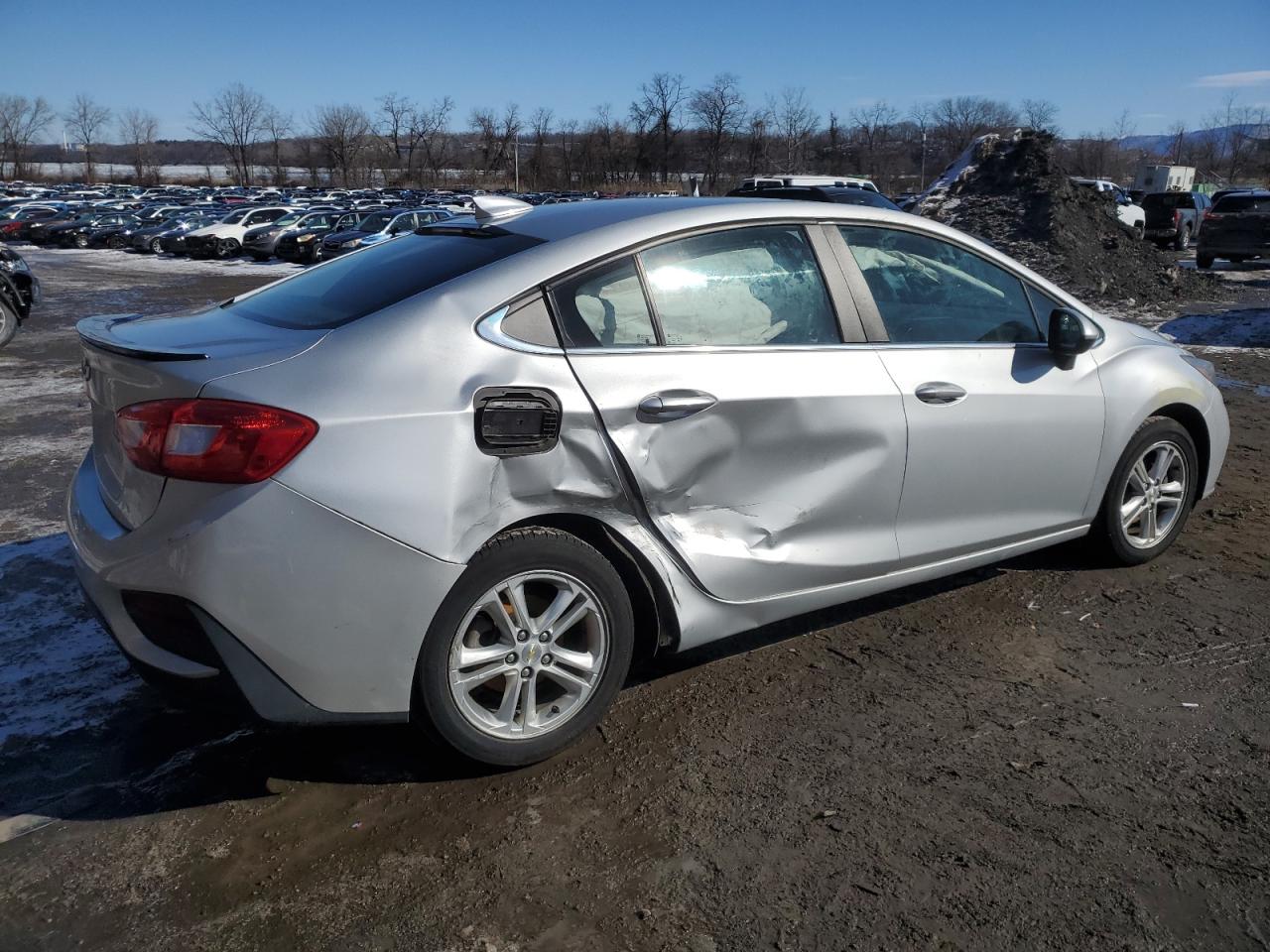 2017 Chevrolet Cruze VIN 1G1BE5SM3H7181436 Copart auction photo, side / minor dent/scratches damage thumbnail 3