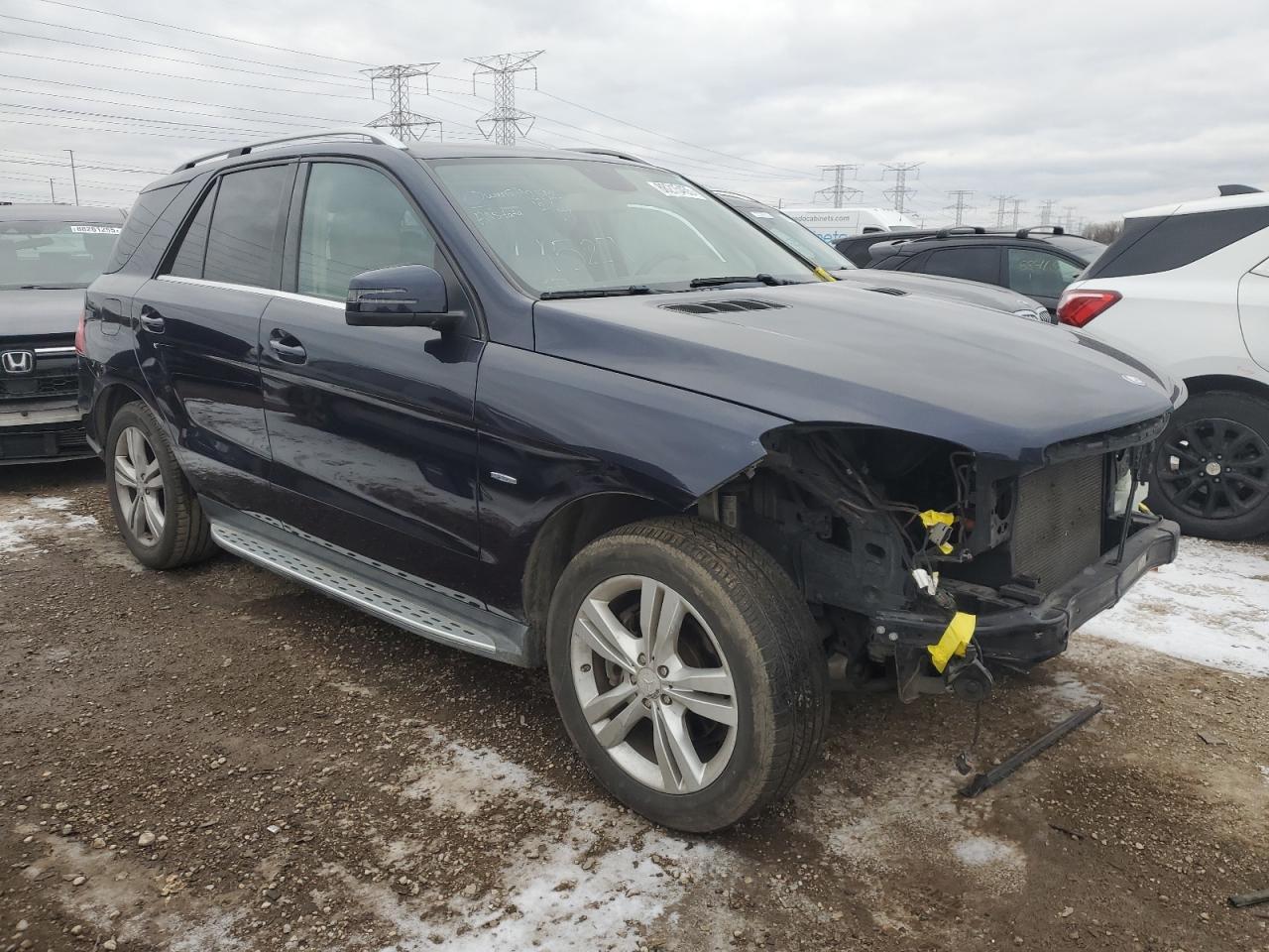 2012 Mercedes-Benz M-klasse VIN 4JGDA5HB6CA016800 Copart auction photo, front end damage thumbnail 4