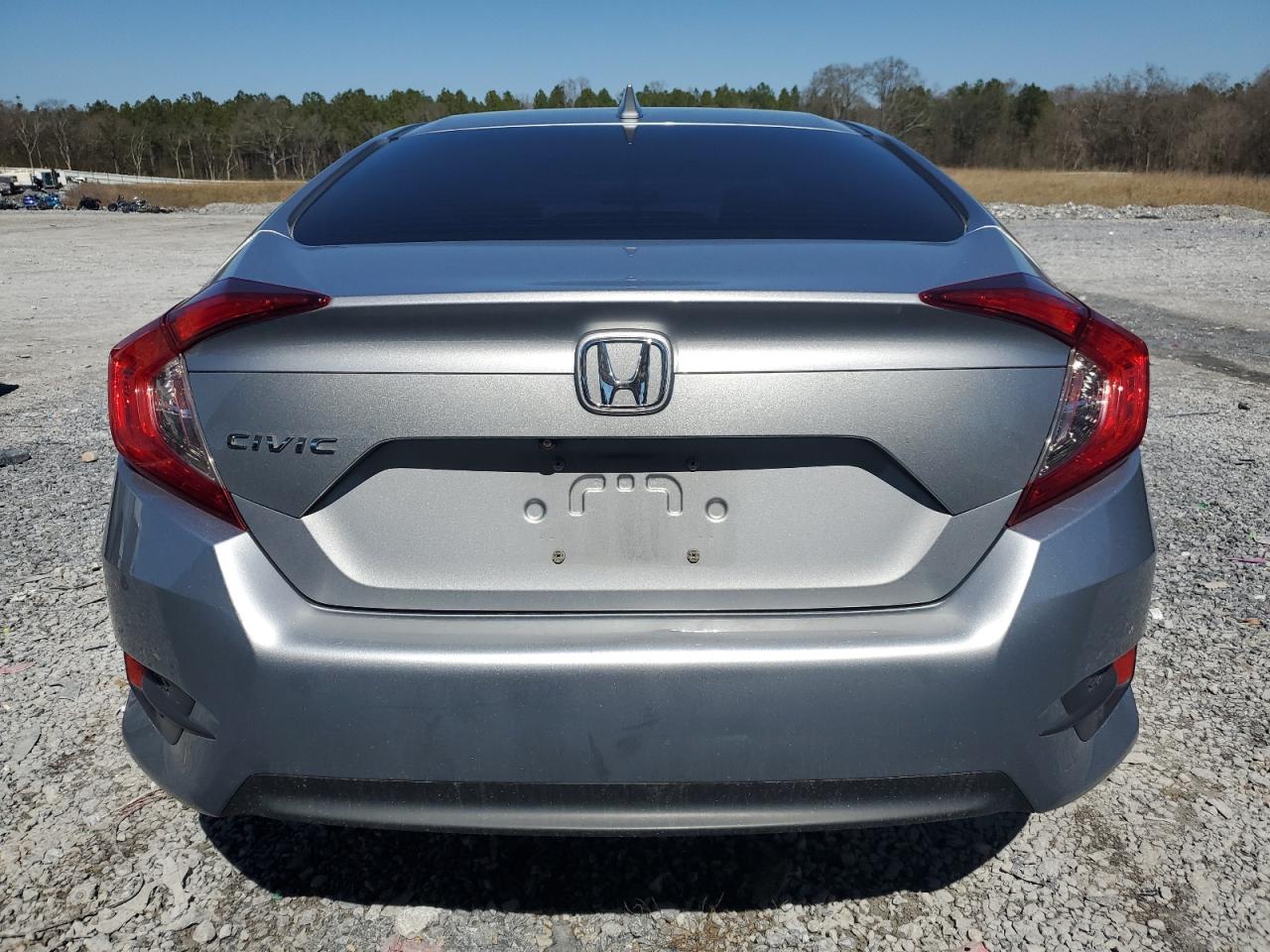 2017 Honda Civic VIN 2HGFC2F73HH565403 Copart auction photo, side / rear end damage thumbnail 6