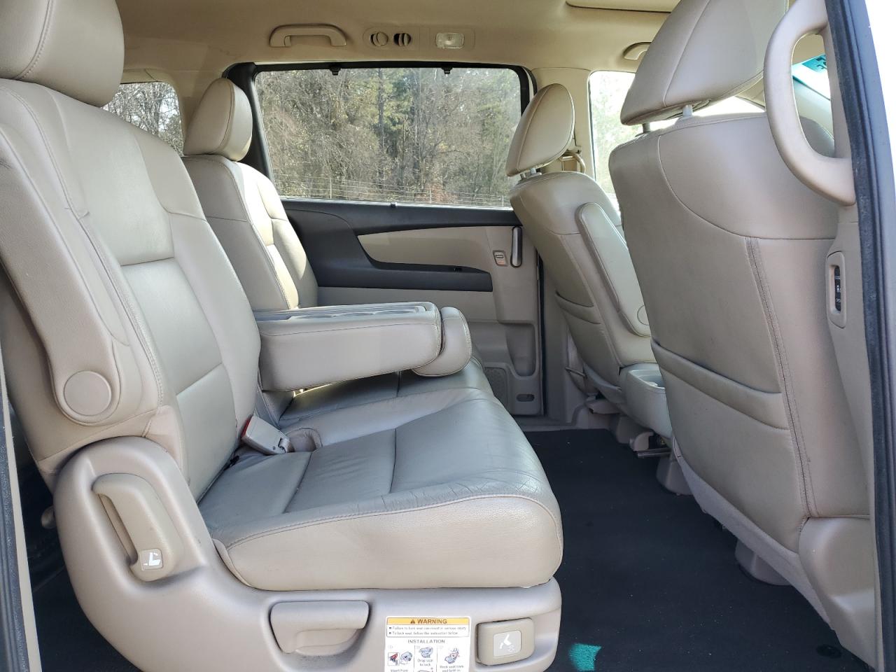 2012 Honda Odyssey VIN 5FNRL5H66CB105667 Copart auction photo, rear end / minor dent/scratches damage thumbnail 11