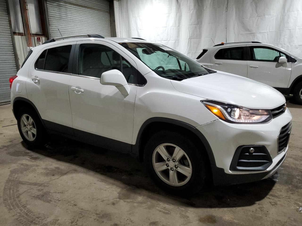 2019 Chevrolet Trax VIN 3GNCJPSB5KL198301 Copart auction photo, normal wear damage thumbnail 4