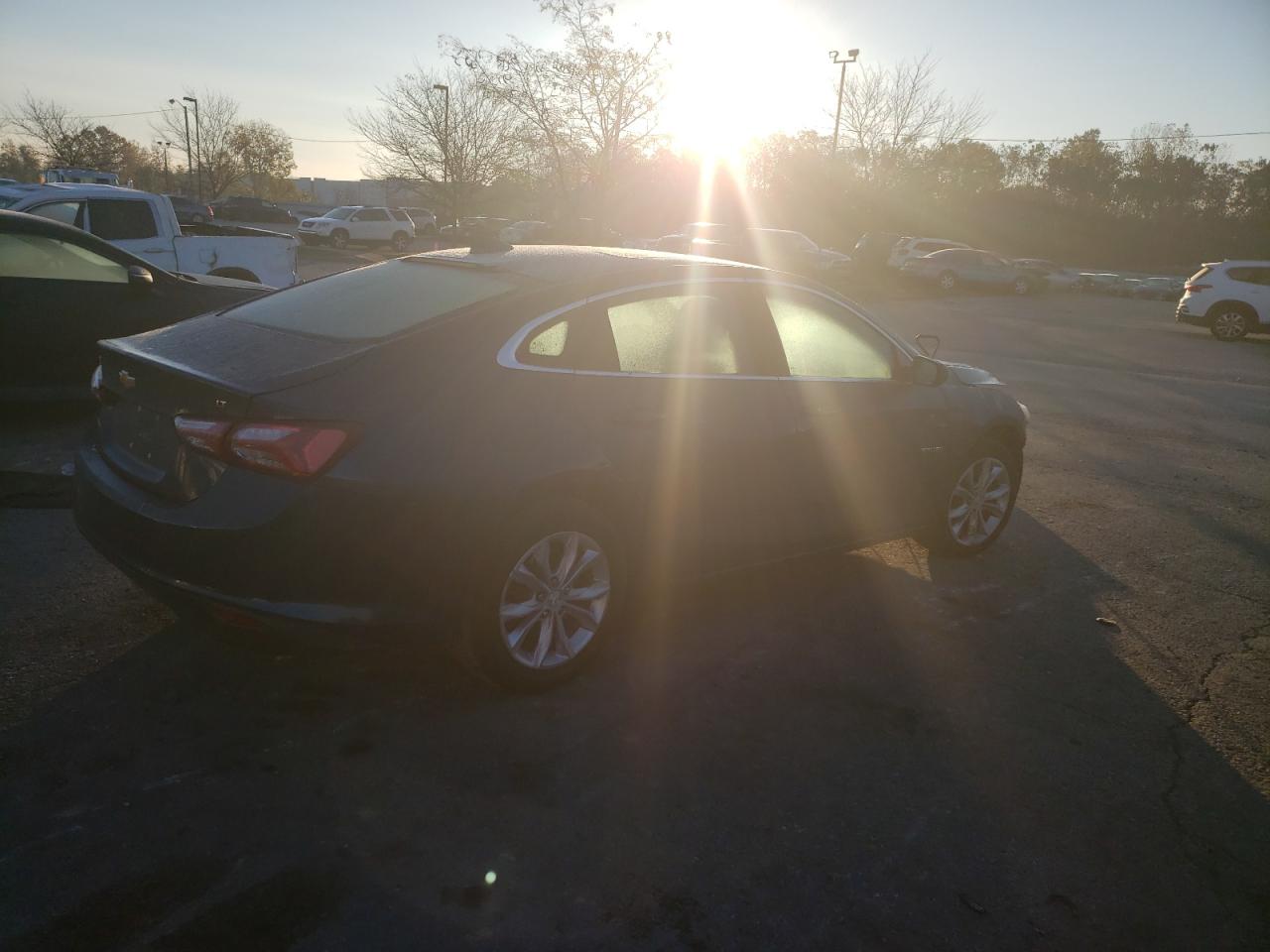 2019 Chevrolet Malibu VIN 1G1ZD5ST1KF208008 Copart auction photo, front end damage thumbnail 2