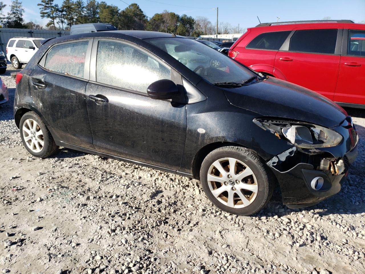 2013 Mazda 2 VIN JM1DE1LY9D0158370 Copart auction photo, front end / minor dent/scratches damage thumbnail 4