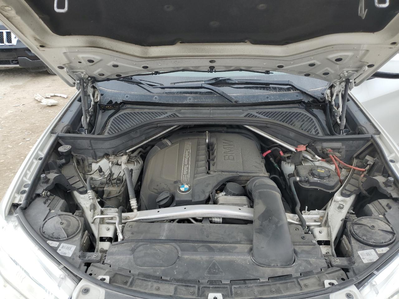 2014 BMW X5 VIN 5UXKR0C56E0K45882 Copart auction photo, rear end damage thumbnail 12