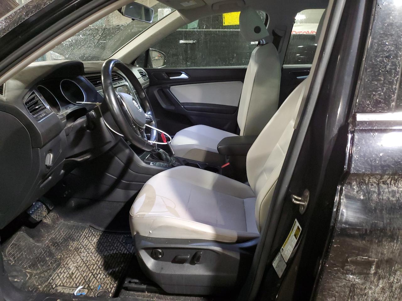 2018 Volkswagen Tiguan VIN 3VV2B7AX2JM013095 Copart auction photo, rear end / minor dent/scratches damage thumbnail 7