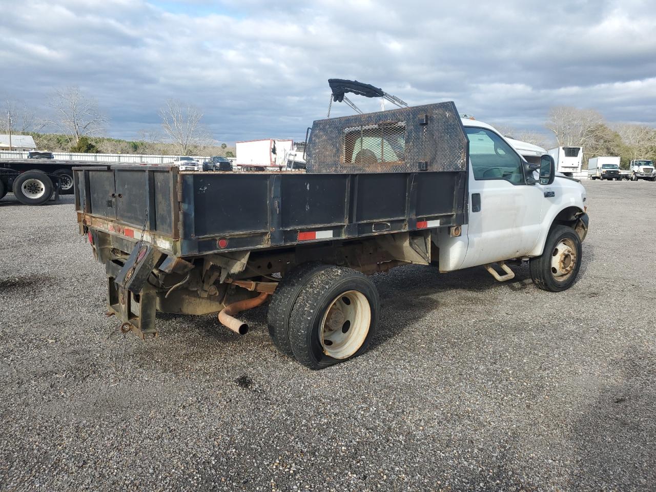 1999 Ford F450 VIN 1FDXF46S3XED76083 Copart auction photo, all over damage thumbnail 3