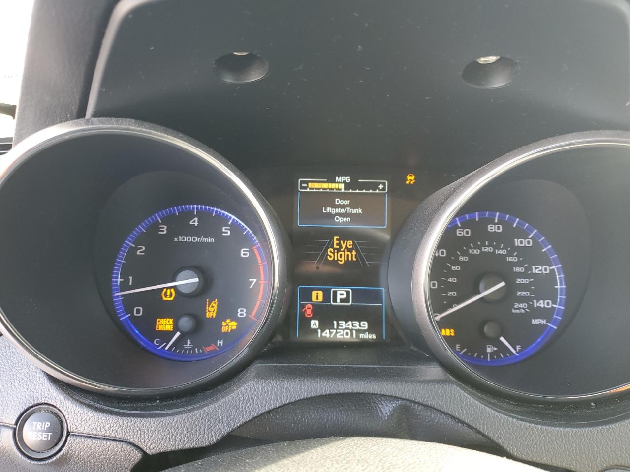 2015 Subaru Outback VIN 4S4BSBFC9F3231403 Copart auction photo, minor dent/scratches damage thumbnail 9