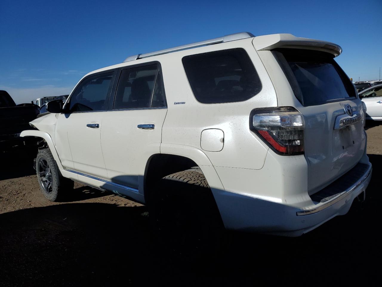 2015 Toyota 4Runner VIN JTEBU5JRXF5265197 Copart auction photo, front end damage thumbnail 2