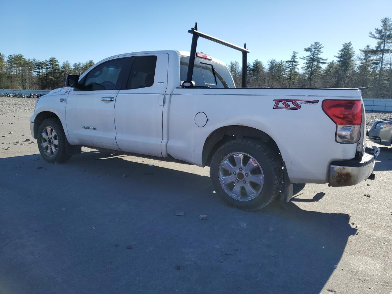 2007 Toyota Tundra VIN 5TFRV54167X011336 Copart auction photo, rear end / minor dent/scratches damage thumbnail 2