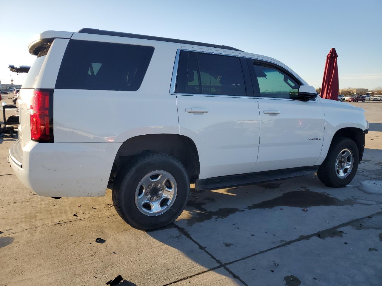 2015 Chevrolet Tahoe VIN 1GNSCBKC0FR225274 Copart auction photo, front end / side damage thumbnail 3